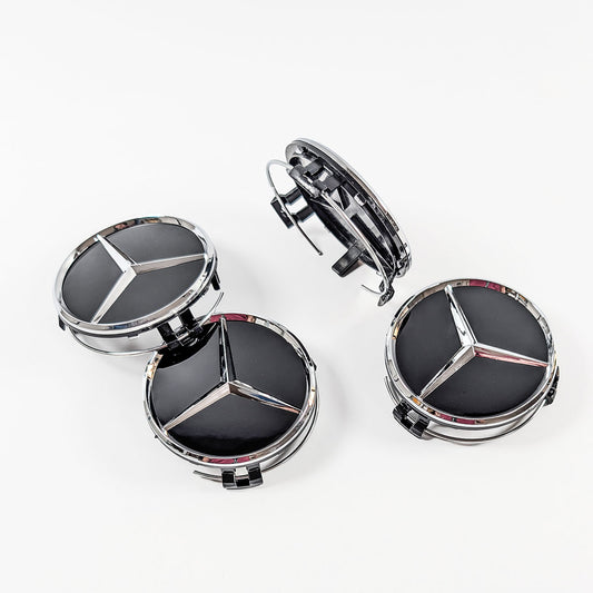 Nahaufnahme der Radmittenkappen für Mercedes, zeigt die Rückseite mit dem 71,8mm Clip-System für die einfache Montage.