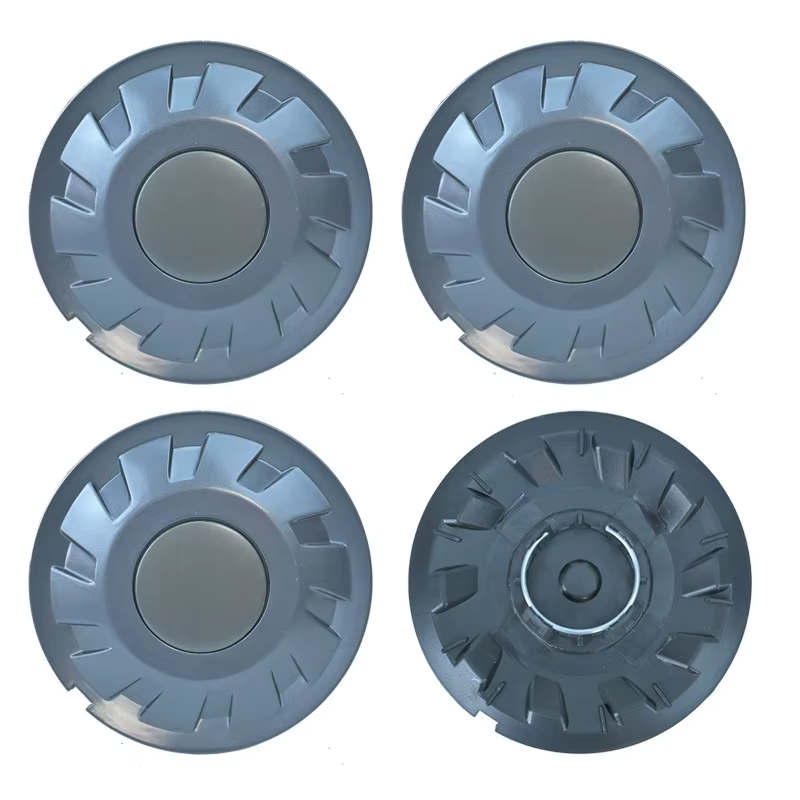 Hochwertiges 4er-Set Nabendeckel Grau für Tesla Model 3 Highland (2024), Vorder- und Rückseite mit Befestigungsring.