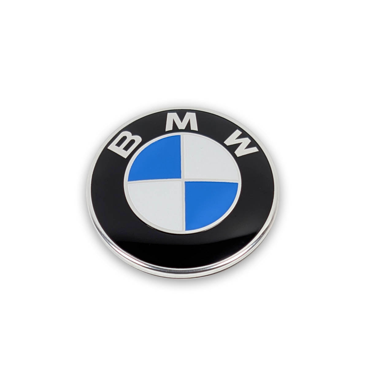 Klassisches BMW Emblem in Blau-Weiß-Schwarz mit 82mm Durchmesser für Motorhaube.