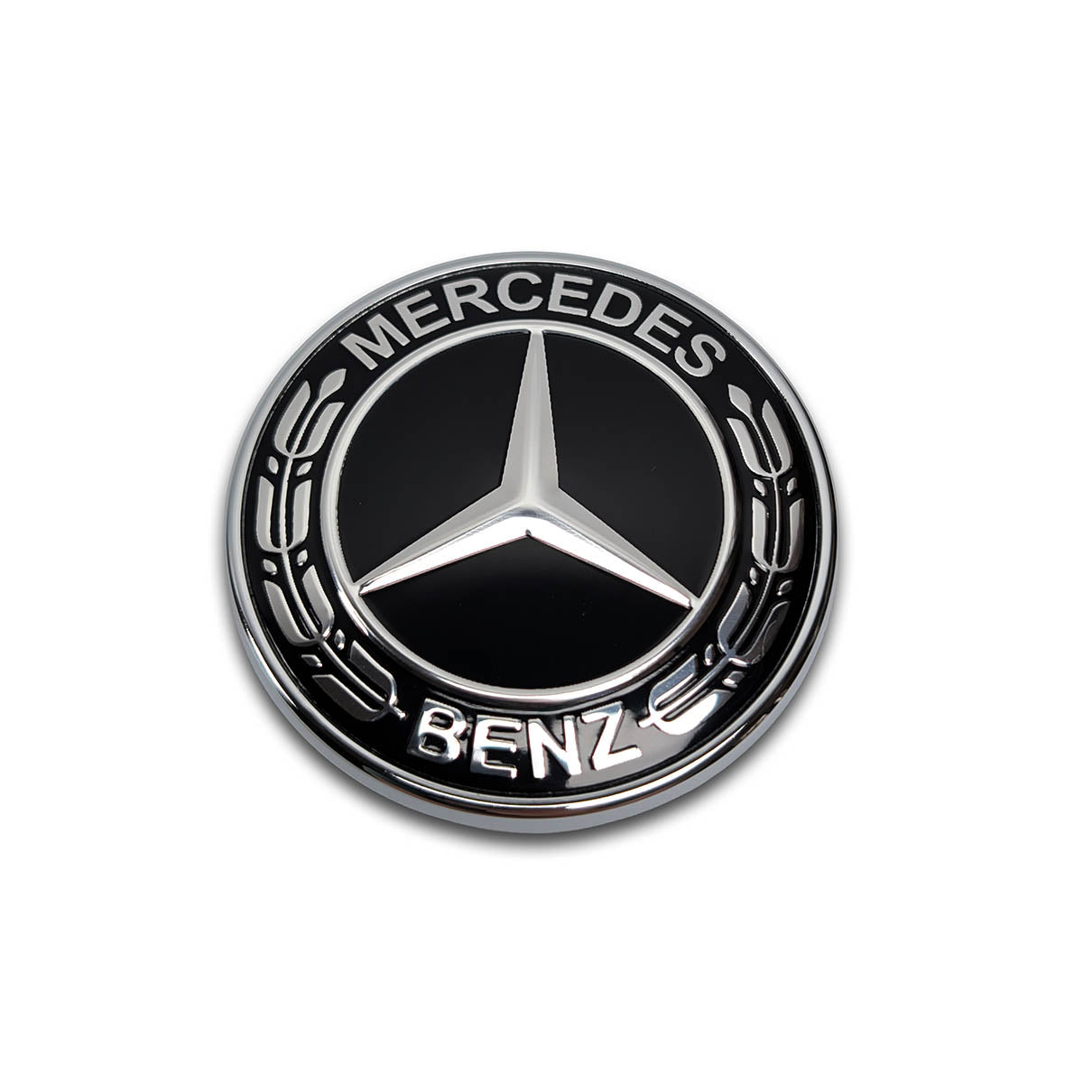Mercedes-Benz Emblem A0008171701 in Schwarz für die Motorhaube, 57mm Durchmesser mit Chrom-Lorbeerkranz und Mercedes-Stern