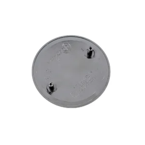 Detailansicht der 2-Pin-Aufnahme des BMW Emblems 82mm
